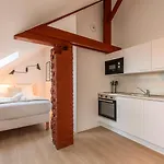 Sous Les Combles Cote Rue, Parking Gratuit Apartment Villeneuve-d’Ascq
