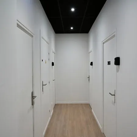 Sous Les Combles Cote Rue, Parking Gratuit * Villeneuve-d'Ascq